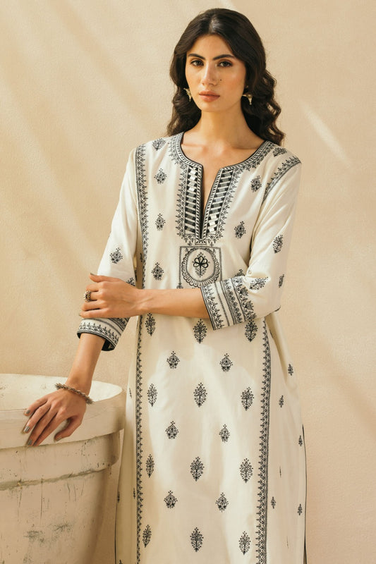 Mughal Embroidered Kurta Set